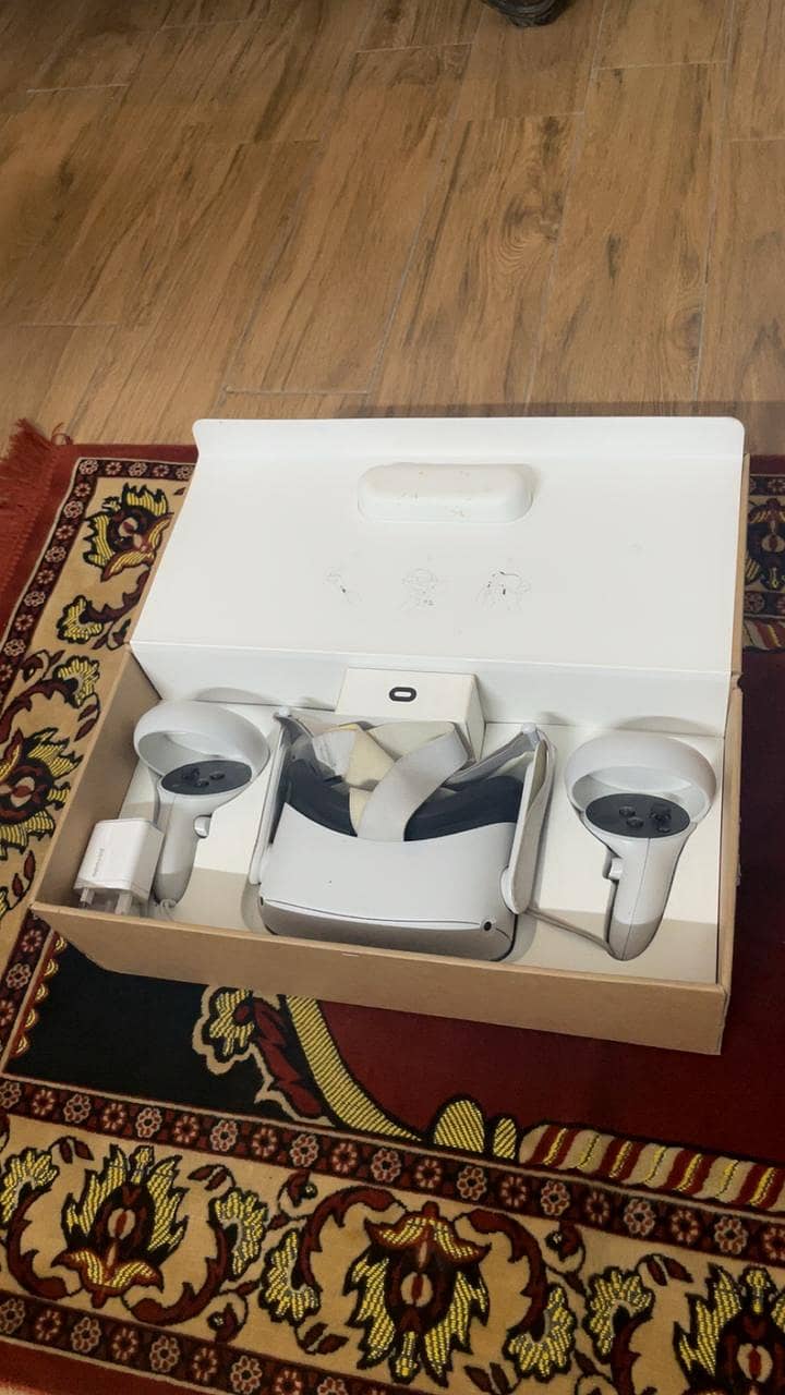 OCULUS META QUEST 2 128GB FOR SALE 62K DEMAND 3