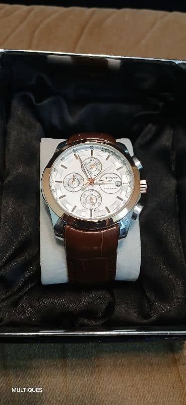 Premium quality watches available with reasonable price 2