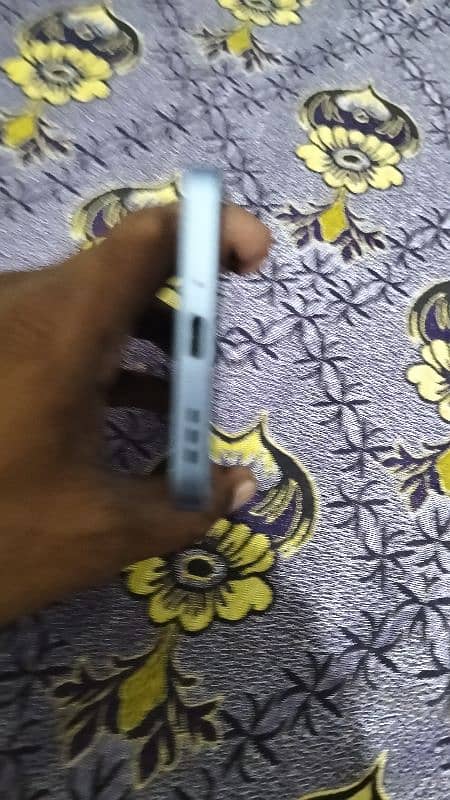 oppo Reno 11f 10 10 condition box available charger available 1