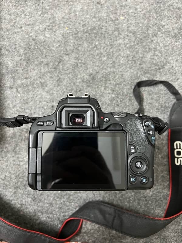 CANON  EOS 200D STM KIT 7