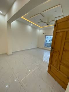 Ground Floor For Rent in G-13 (10 Marla) Brand New