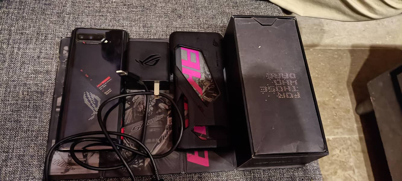 Rog 5 with box 2