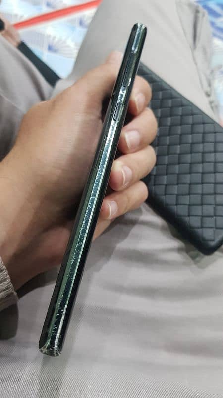 Samsung Note 9 Read Description As Well 3