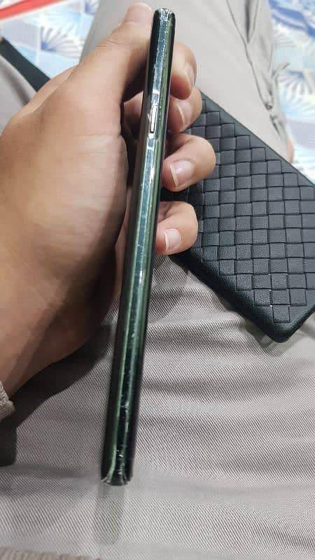 Samsung Note 9 Read Description As Well 4