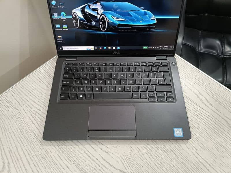 Dell Latitude 5300 core i5 8th gen quadcore 13.3 inch 1080p Type-C 2