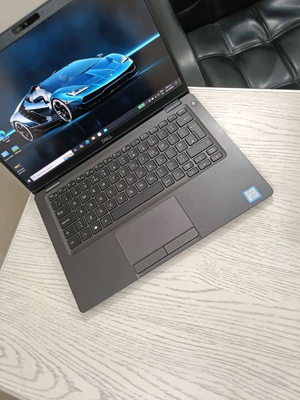 Dell Latitude 5300 core i5 8th gen quadcore 13.3 inch 1080p Type-C 6