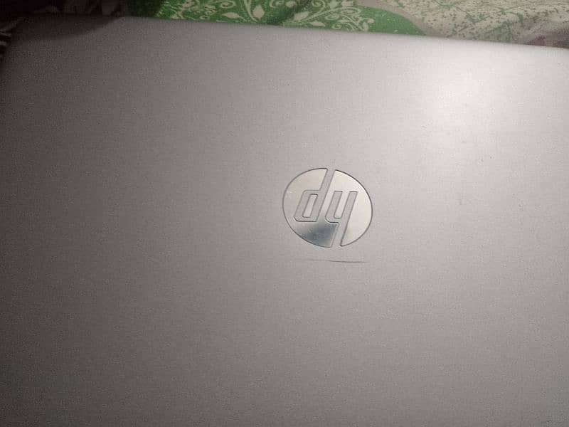 HP ELITEBOOK 10/8 CONDITION 8/256 5