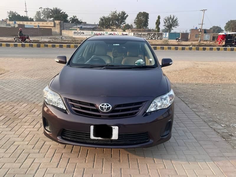 Toyota Corolla Altis 2013 0