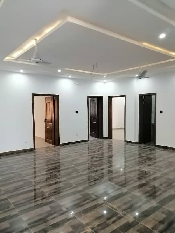 Upper Portion For Rent In G-13 (10 Marla) 1