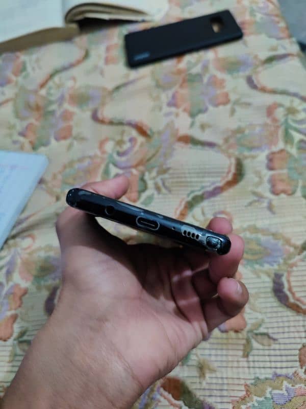 Samsung galaxy note8(pta approved) 3