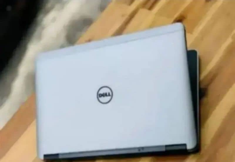 Dell E7440 Core i7 4th Generation (Ram 8GB + SSD 128GB) 14 Display 3