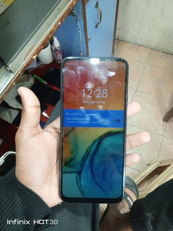 Infinix hot 10 play 4/64 4