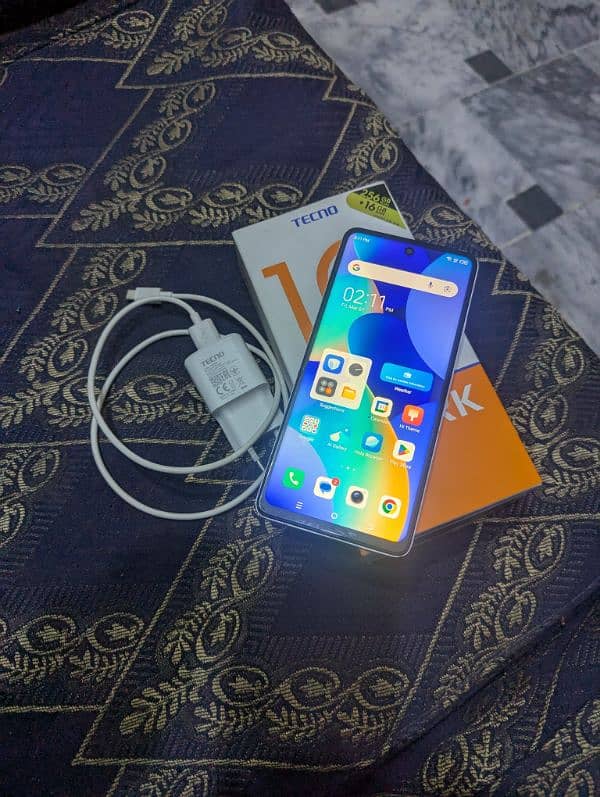 tecno spark 10pro 8+8/256 gb with box original charger 03217683721 0