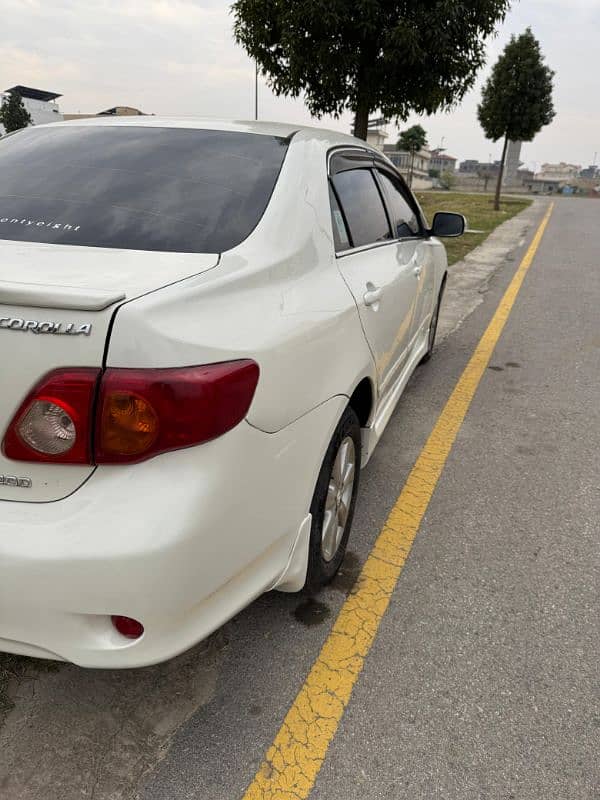 Toyota Corolla 2.0 D 2008 saloon SR 5