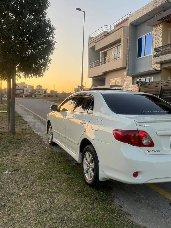 Toyota Corolla 2.0 D 2008 saloon SR 12