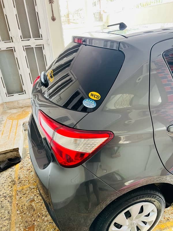 Toyota Vitz 2018 8