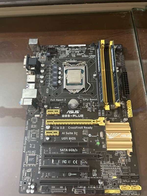 Asus b85 Plus motherboard, Core i7 4790 Processor and 16 GB Ram 0