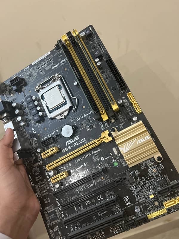 Asus b85 Plus motherboard, Core i7 4790 Processor and 16 GB Ram 4