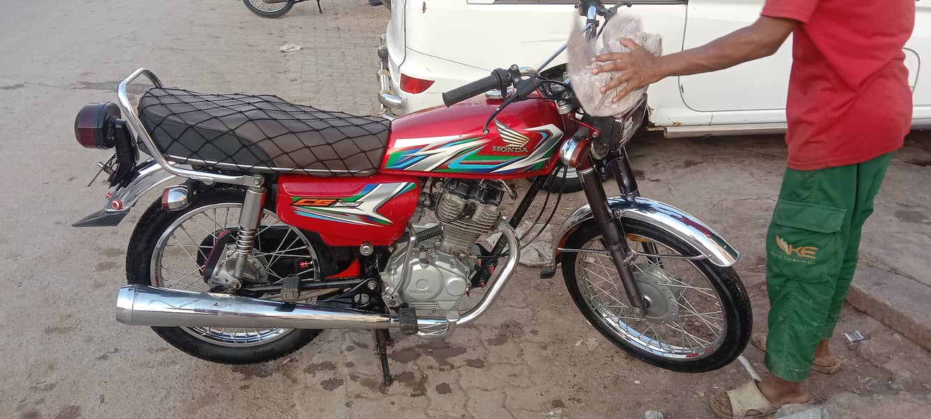 Honda CG 125 2023 Karachi nmbr 0347-3011734 1