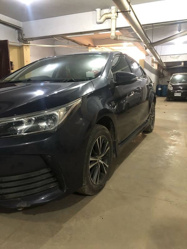 Toyota Corolla Altis 2017 1