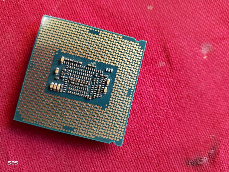 i7 7700k processor selling  of condition read add 3