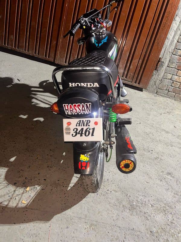 125 Honda Bike sale only 190k 10by10 condition ziada use nhi huvi 4