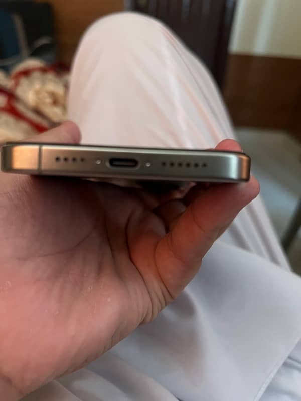 iPhone 15 pro max 256gb jv 1