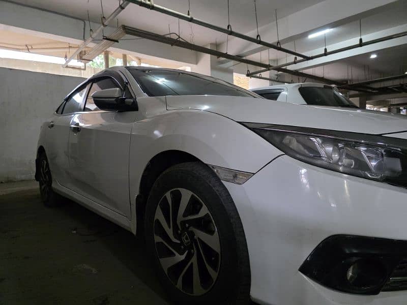 Honda Civic Oriel 2018 11