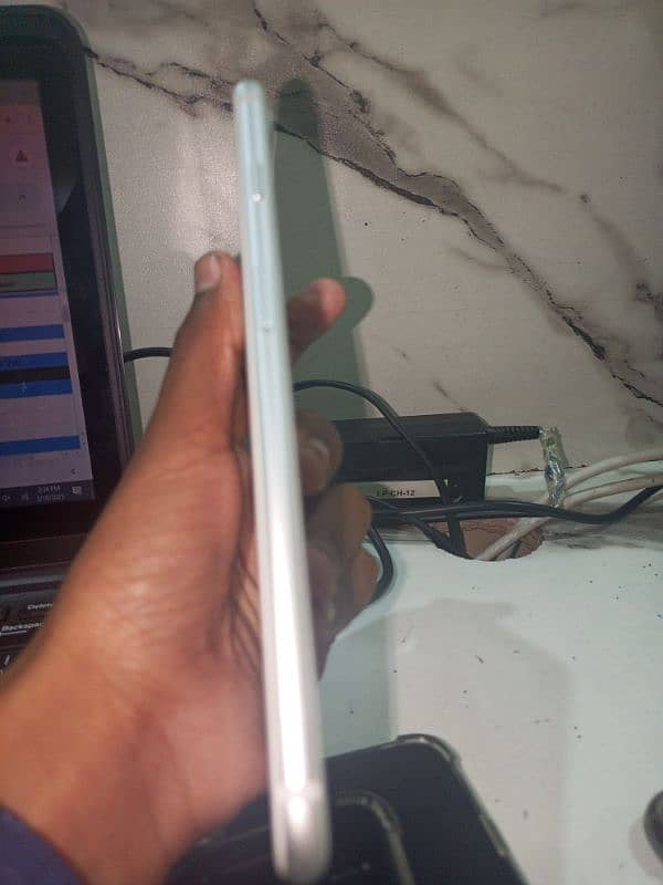 Iphone 8plus for sale 4