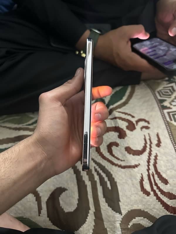 oppo reno 12f with original charger with 10 month warranty 3