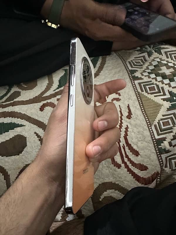 oppo reno 12f with original charger with 10 month warranty 5