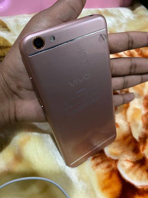 Vivo y66 pta approved 4/64gb Ram 1