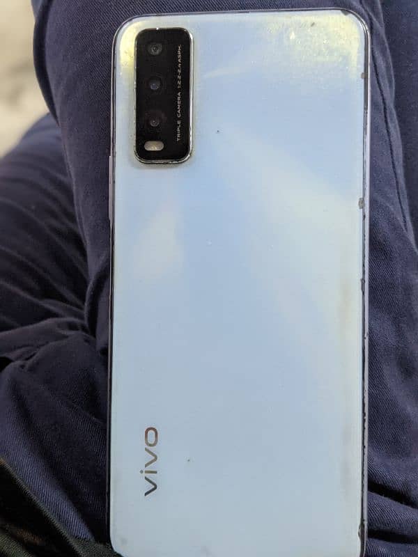 vivo y20 4/64 6