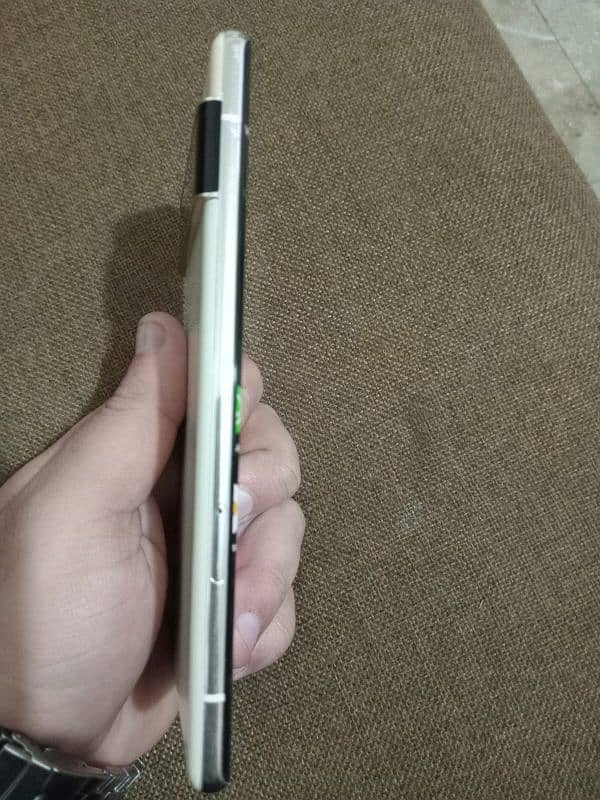 Google 6pro approved best color and 12/128 Gb 1
