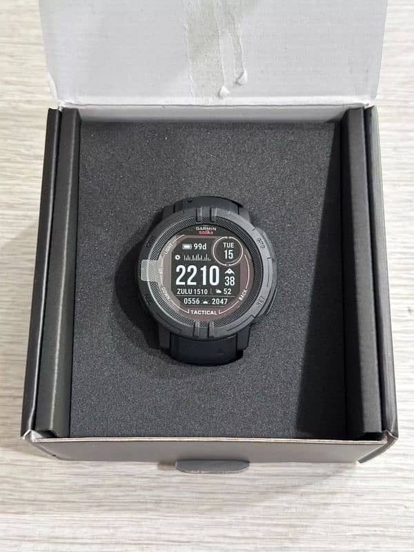 Garmin Instinct 2 Solar Tactical Edition Brand new 3