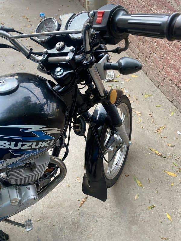 suzuki gs 150 6