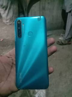 realme 5i saaf condition hai batry timing best 1 hand use