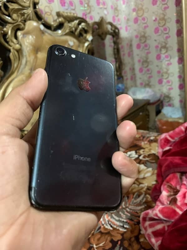 iPhone 7 128 Gb 3