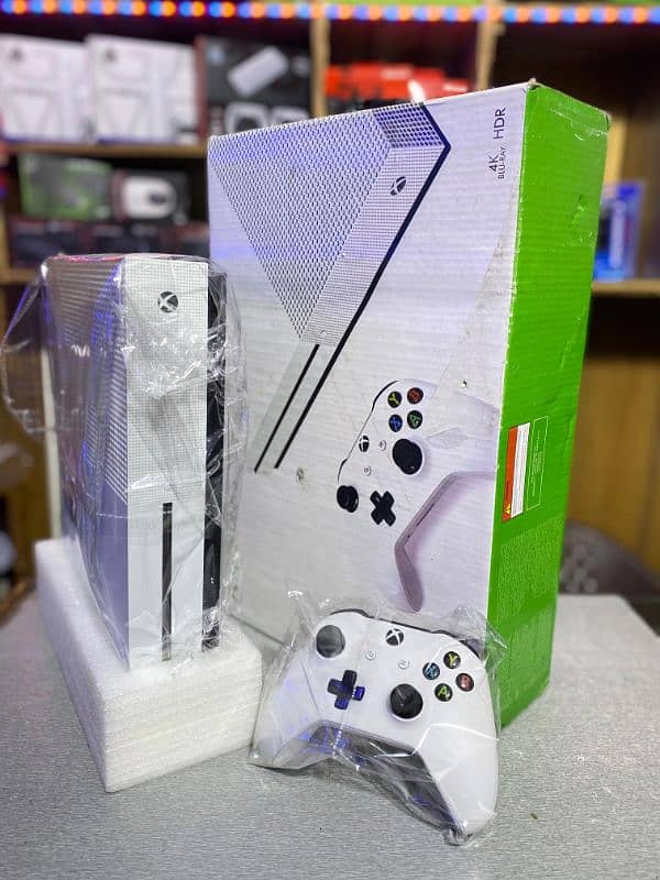 Xbox one s 500GB / Xbox one 500GB / offline online available 0