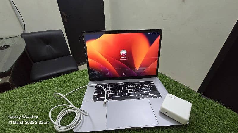 Macbook Pro 2017 0