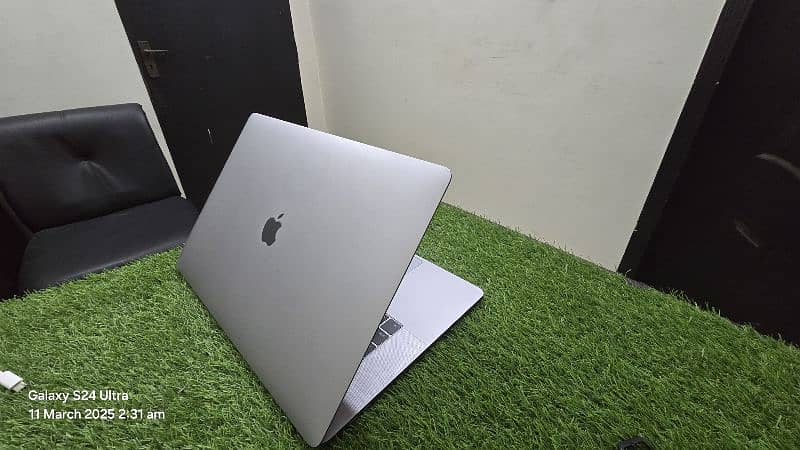 Macbook Pro 2017 2