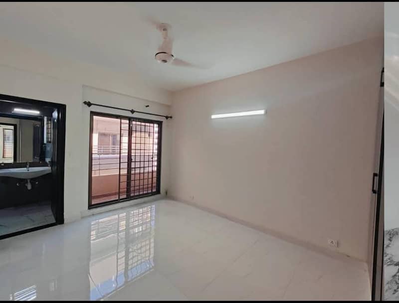 Beautiful 3 Bedroom Apartment Available for sale Dha 5 Islamabad 4