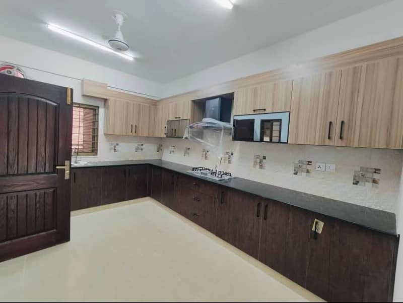 Beautiful 3 Bedroom Apartment Available for sale Dha 5 Islamabad 6