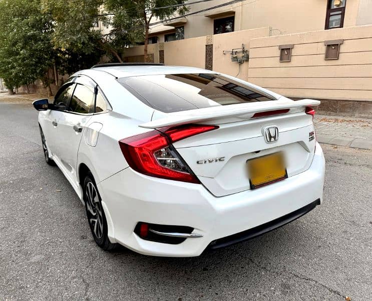 Honda Civic 2016 Rs Turbo 1.5 Cruise Push Automatic Sunroof 3