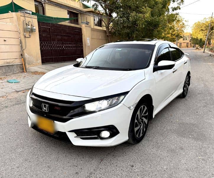 Honda Civic 2016 Rs Turbo 1.5 Cruise Push Automatic Sunroof 4