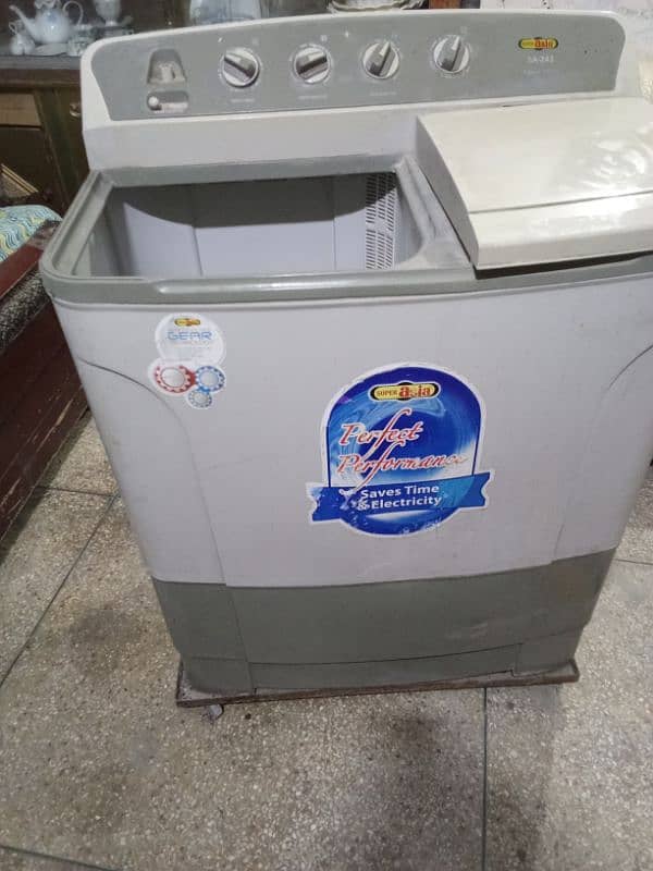 SuperAsia Washing machine and Dryer 1