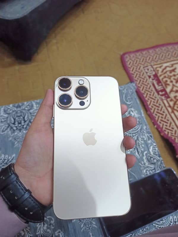 iPhone XR converted 16 pro 5