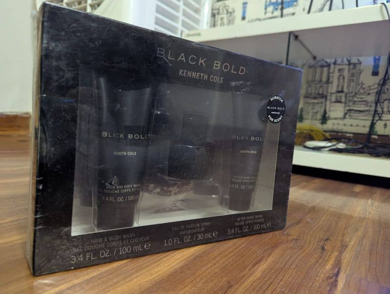 Kenneth cole Black bold perfume kit 30 ml 1