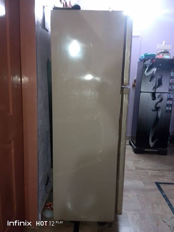 Dawlance Refrigerator For Sale In Jumbo Size - Used 1