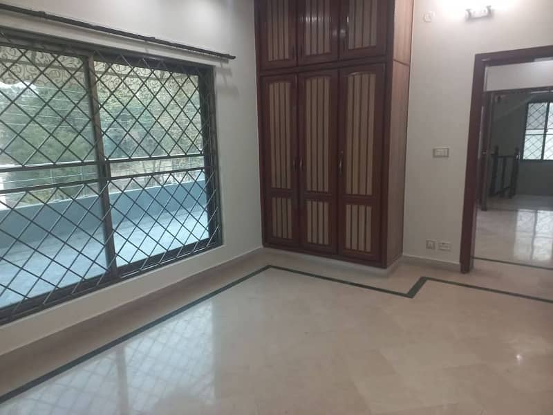 10 marla 2bed lower portion (upper locked) in wapda town (independent) 9